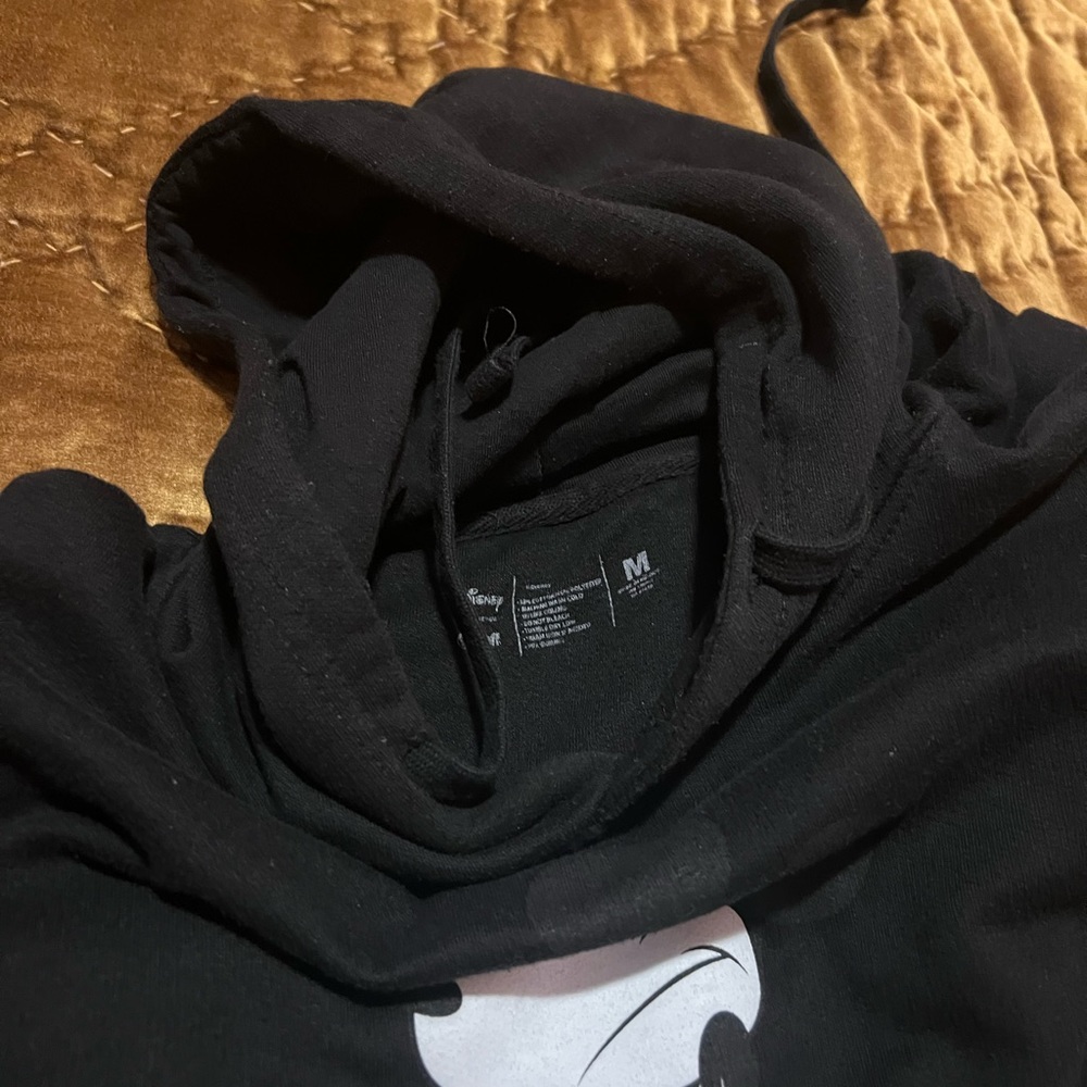 Hoodie and sweatpants - Picture 7 of 9